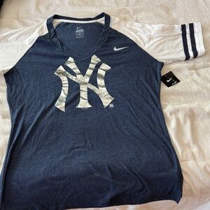 Nike Navy and White NY Yankees Tee